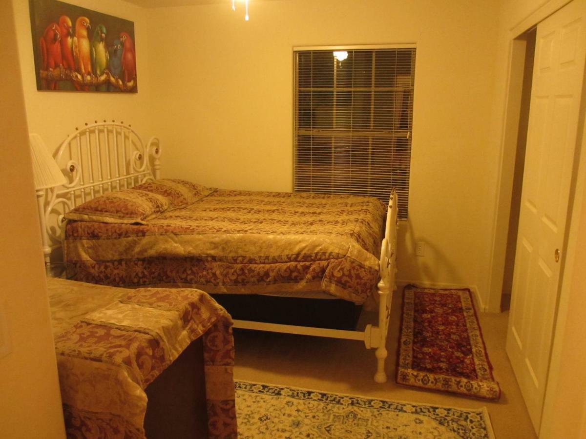 Art Gallery Vacation House Гилберт Экстерьер фото